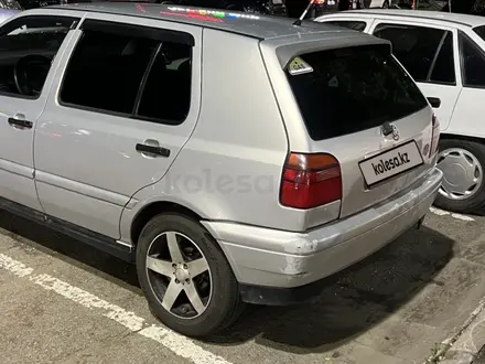 Volkswagen Golf 1997 года за 2 000 050 тг. в Алматы – фото 3