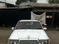 Mercedes-Benz E 200 1993 годаүшін1 100 000 тг. в Алматы