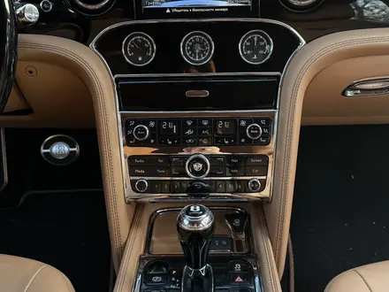 Bentley Mulsanne 2013 года за 65 000 000 тг. в Алматы – фото 20