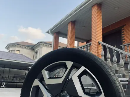 Оригальный комплект hyundai palisade покрышки Michelin за 550 000 тг. в Актау – фото 2