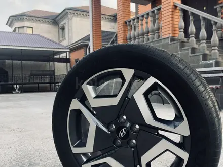 Оригальный комплект hyundai palisade покрышки Michelin за 550 000 тг. в Актау
