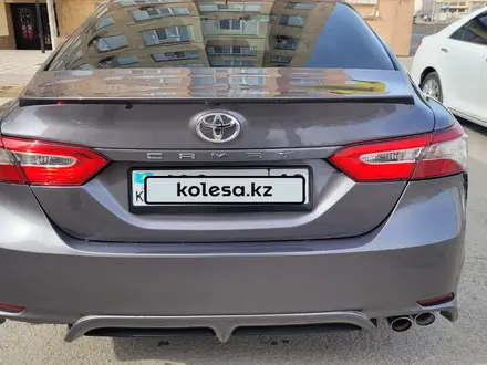 Toyota Camry 2018 года за 12 500 000 тг. в Актау – фото 6