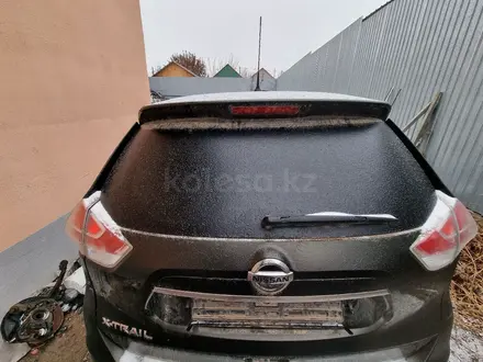 Стекла двери форточка Nissan X-trail T32 за 10 000 тг. в Алматы – фото 4