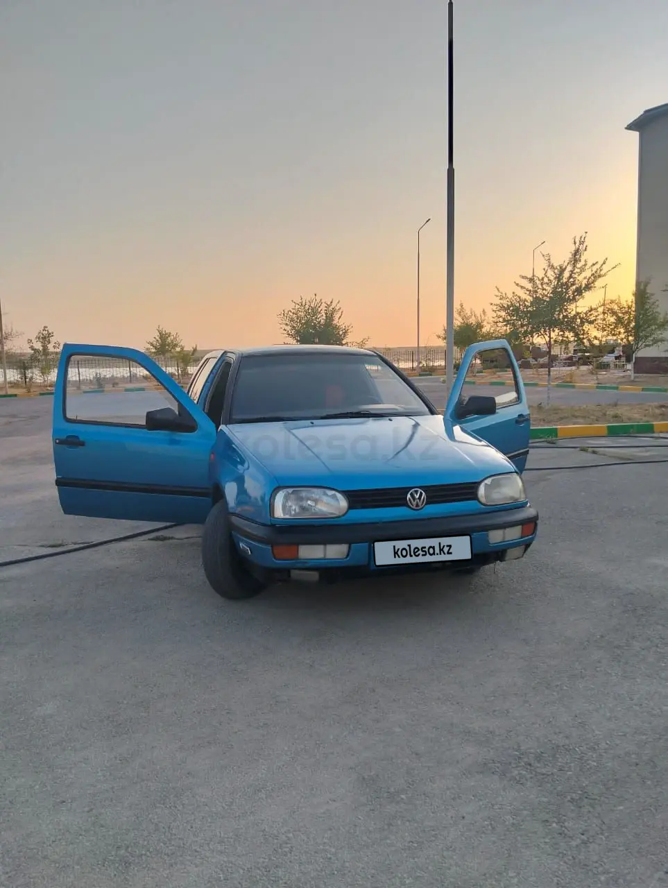 Volkswagen Golf, 1998