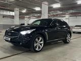 Infiniti FX35 2009 года за 8 300 000 тг. в Астана