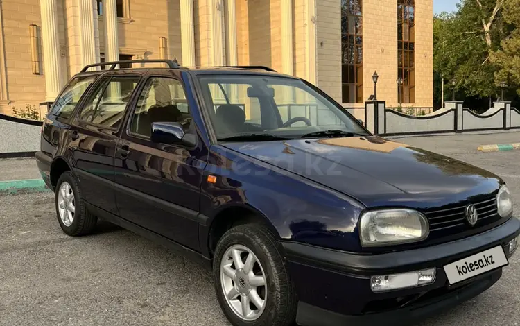 Volkswagen Golf 1994 годаүшін2 300 000 тг. в Шымкент