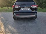 Toyota RAV4 2020 годаүшін14 400 000 тг. в Талдыкорган – фото 2