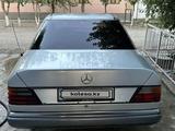 Mercedes-Benz E 200 1990 года за 1 000 000 тг. в Туркестан – фото 4