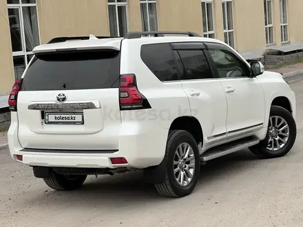 Toyota Land Cruiser Prado 2018 года за 27 770 000 тг. в Алматы – фото 16