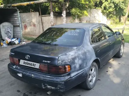 Toyota Camry 1993 года за 1 200 000 тг. в Алматы – фото 5