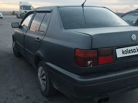 Volkswagen Vento 1994 года за 1 000 000 тг. в Талдыкорган – фото 3