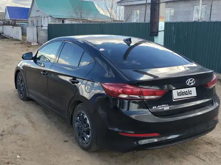 Hyundai Elantra 2018 года за 4 750 000 тг. в Актобе – фото 11