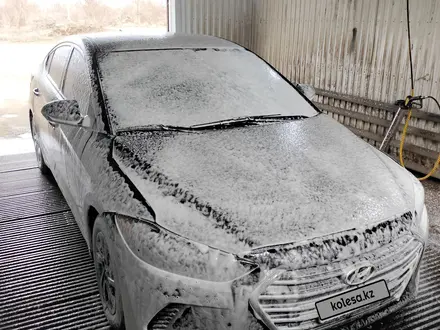 Hyundai Elantra 2018 года за 4 750 000 тг. в Актобе – фото 9