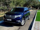 Toyota Highlander 2013 годаүшін7 300 000 тг. в Актау – фото 2