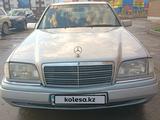 Mercedes-Benz C 220 1995 года за 2 000 000 тг. в Астана – фото 2