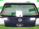 Крышка багажника (капот задний, дверь 5) на Volkswagen Golf 4 за 15 000 тг. в Алматы