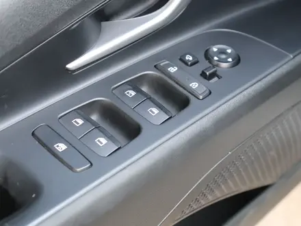 Hyundai Elantra Luxe 2021 года за 8 490 000 тг. в Астана – фото 20