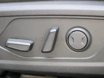 Hyundai Elantra Luxe 2021 года за 8 490 000 тг. в Астана – фото 22