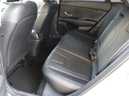 Hyundai Elantra Luxe 2021 года за 8 490 000 тг. в Астана – фото 25