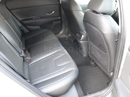 Hyundai Elantra Luxe 2021 года за 8 490 000 тг. в Астана – фото 27