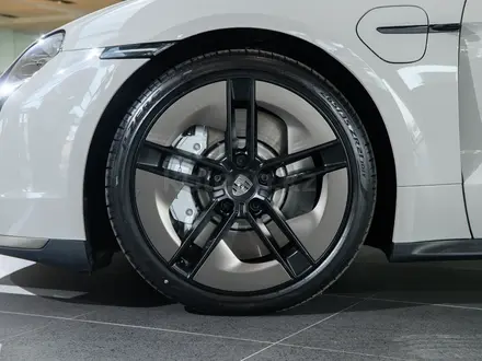 Porsche Taycan Turbo 2025 года за 109 900 000 тг. в Алматы – фото 7