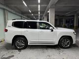 Toyota Land Cruiser 2021 года за 55 000 000 тг. в Шымкент – фото 3