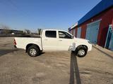 Toyota Hilux 2013 года за 9 500 000 тг. в Жанаозен – фото 4