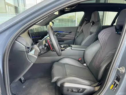 BMW M5 2026 года за 85 000 000 тг. в Алматы – фото 20