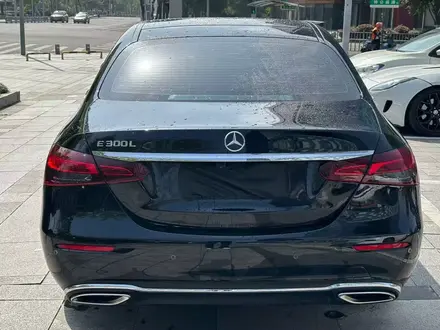 Mercedes-Benz E 300 Premium 2023 года за 28 500 000 тг. в Астана – фото 7