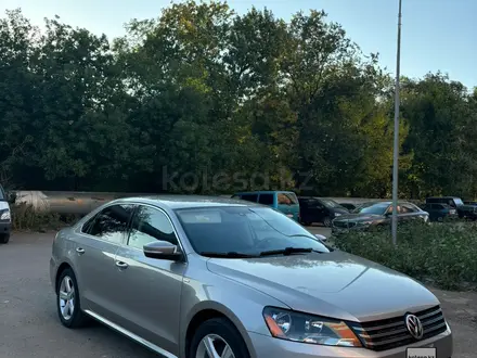 Volkswagen Passat 2014 года за 5 000 000 тг. в Уральск