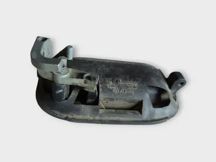 Ручка правая Фольксваген Транспортер Т4 Volkswagen Transporter T4 за 8 000 тг. в Алматы – фото 5