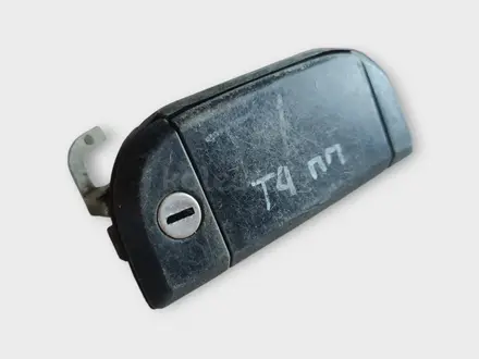 Ручка правая Фольксваген Транспортер Т4 Volkswagen Transporter T4 за 8 000 тг. в Алматы