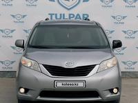 Toyota Sienna 2013 года за 12 400 000 тг. в Актау