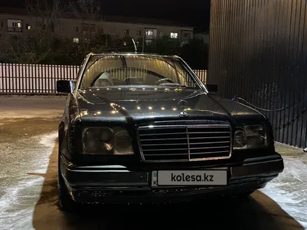 Mercedes-Benz E 220 1994 года за 1 750 000 тг. в Талдыкорган – фото 8