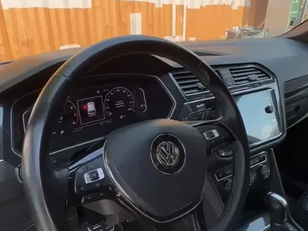 Volkswagen Tiguan 2019 года за 17 000 000 тг. в Алматы – фото 5