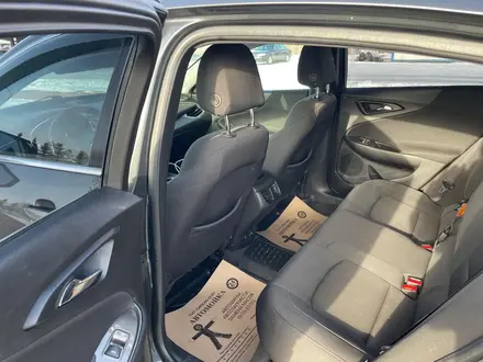 Chevrolet Malibu 2017 года за 6 200 000 тг. в Астана – фото 3