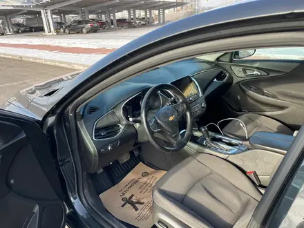 Chevrolet Malibu 2017 года за 6 200 000 тг. в Астана – фото 2
