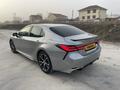 Toyota Camry 2018 года за 11 500 000 тг. в Атырау