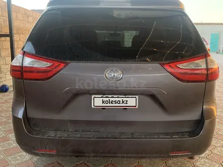 Toyota Sienna 2015 года за 9 500 000 тг. в Актау – фото 2