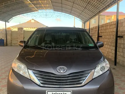 Toyota Sienna 2015 года за 9 500 000 тг. в Актау