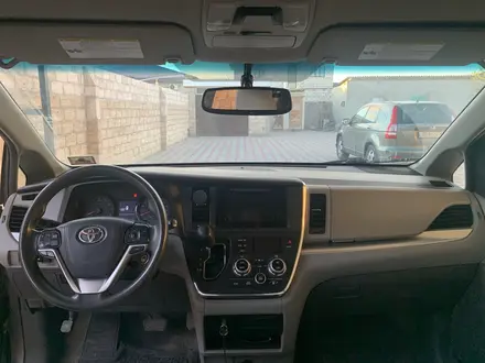 Toyota Sienna 2015 года за 9 500 000 тг. в Актау – фото 5