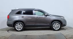 Kia Sorento 2014 года за 7 450 000 тг. в Астана – фото 4