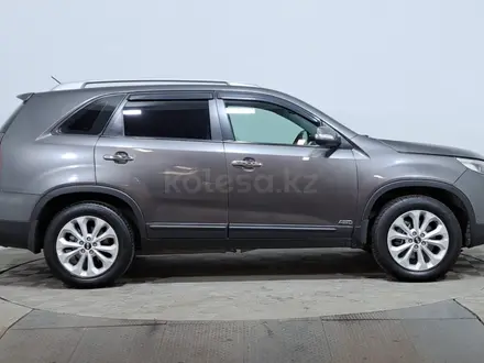 Kia Sorento 2014 года за 7 450 000 тг. в Астана – фото 4