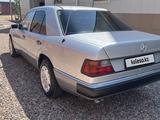 Mercedes-Benz E 260 1990 года за 1 700 000 тг. в Мерке – фото 3