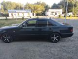 Mercedes-Benz E 230 1997 годаүшін3 200 000 тг. в Талдыкорган – фото 2