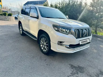 Toyota Land Cruiser Prado 2019 года за 22 400 000 тг. в Алматы