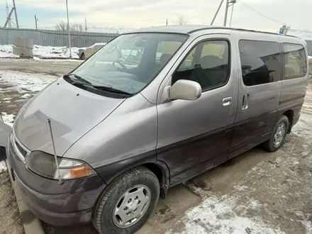 Toyota Granvia 1998 года за 5 000 000 тг. в Алматы – фото 2