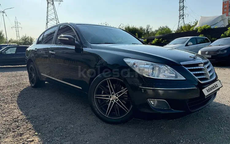 Hyundai Genesis 2010 годаүшін3 250 000 тг. в Алматы