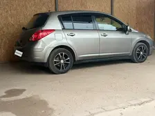 Nissan Versa, 2006