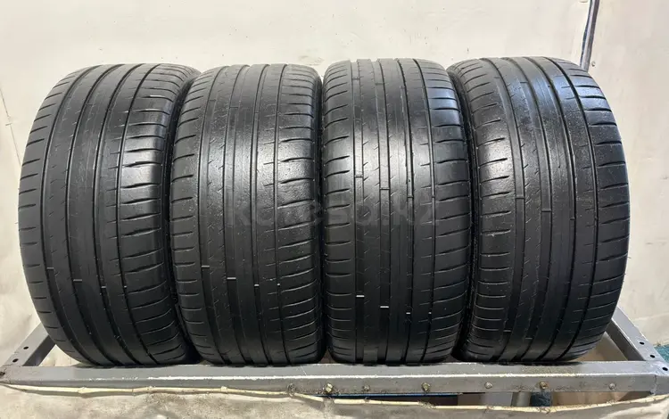 № 27 Шины 245/40R18 за 80 000 тг. в Алматы
